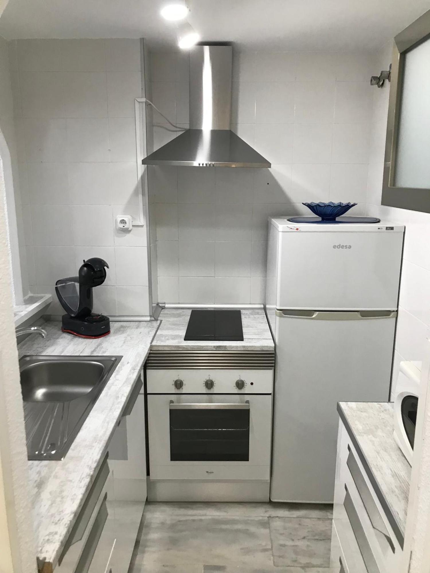 Apartamentos Laguna Beach Торокс Екстериор снимка