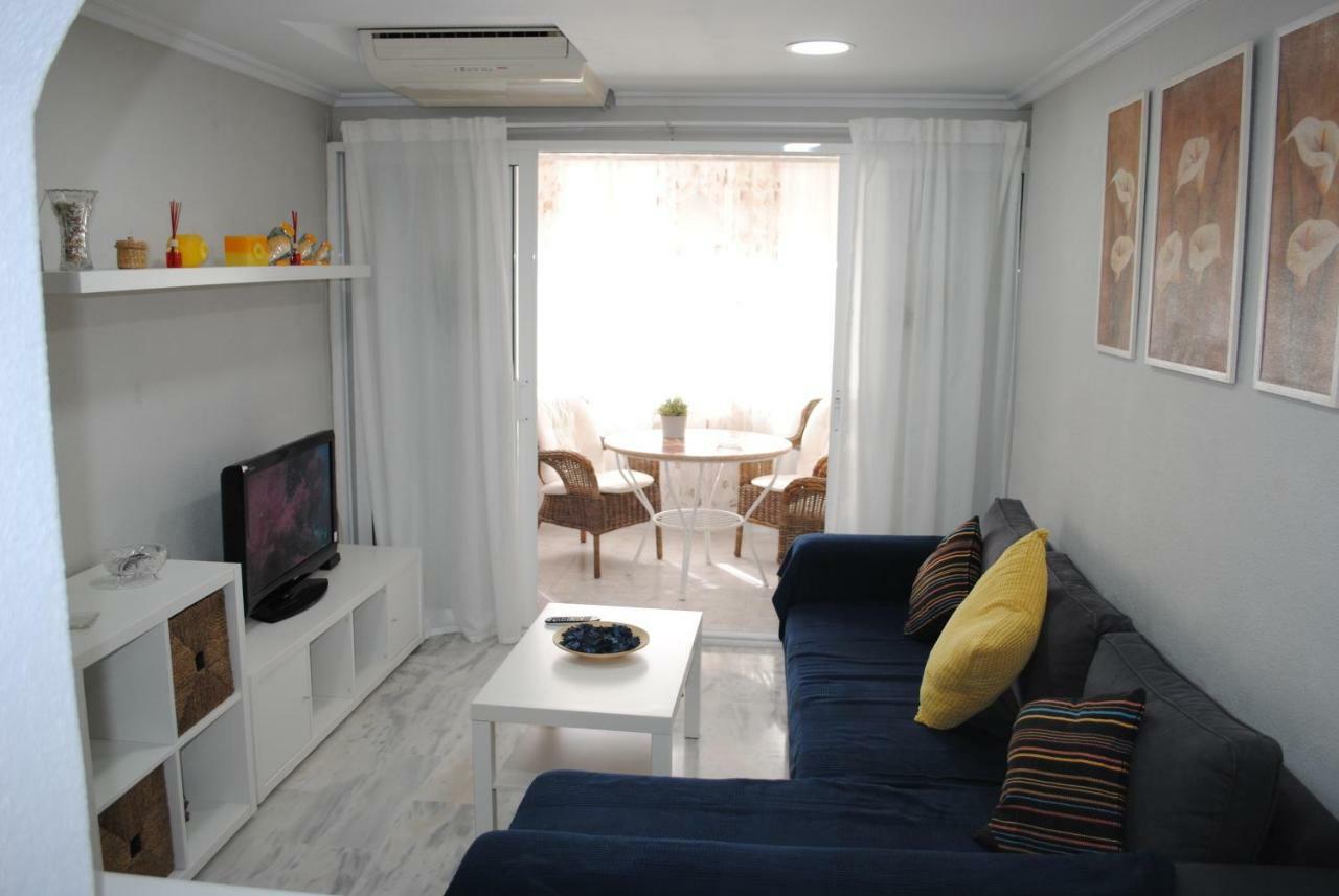 Apartamentos Laguna Beach Торокс Екстериор снимка