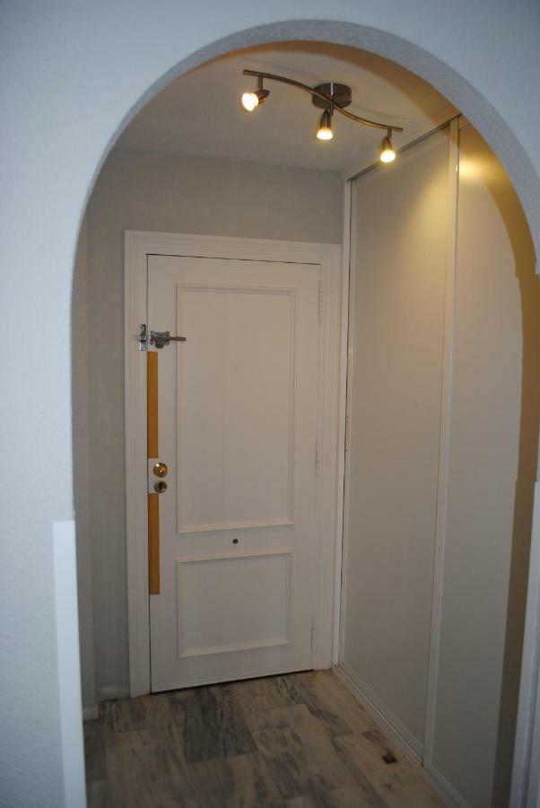 Apartamentos Laguna Beach Торокс Екстериор снимка