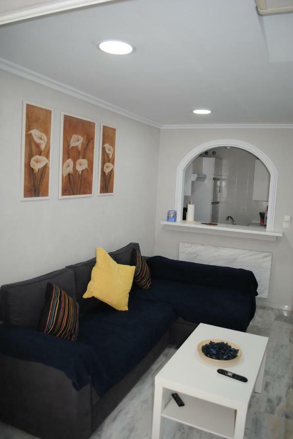 Apartamentos Laguna Beach Торокс Екстериор снимка